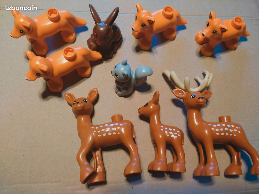 Lego duplo : lot d'animaux de la forêt : 4 renards 1 lapin 1 cerf 1 biche 1 faon ( envoi ok mais lire l'annonce ) (image 1)