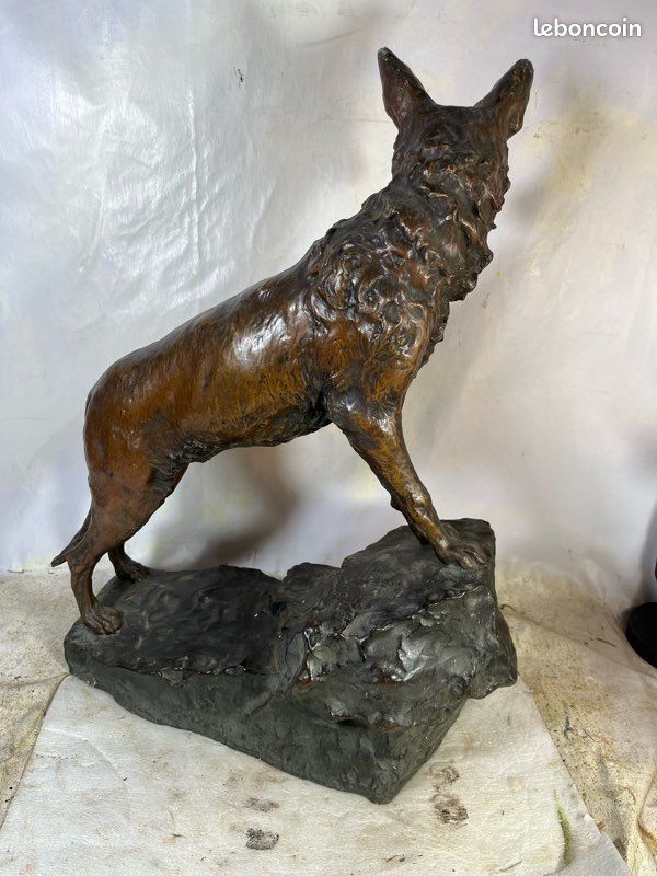 Marius saint bronze loup sculpture (image 9)