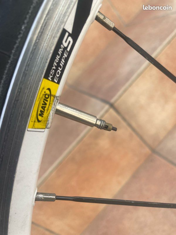 Paire roues 700 -Vélos d'occasion