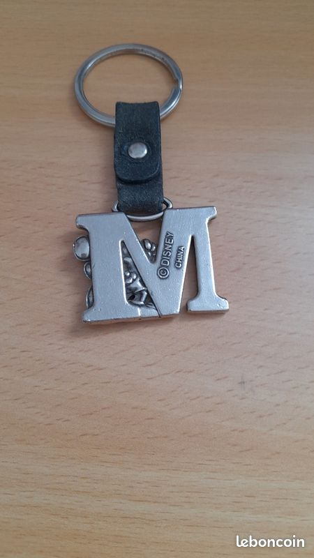 Vend porte clef.motif mickey (image 2)