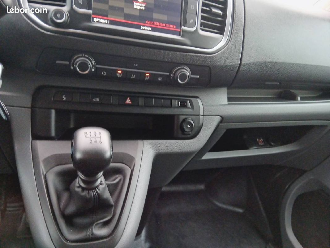 Citroen jumpy fgn xl bluehdi 145 s&s bvm6 driver (image 20)