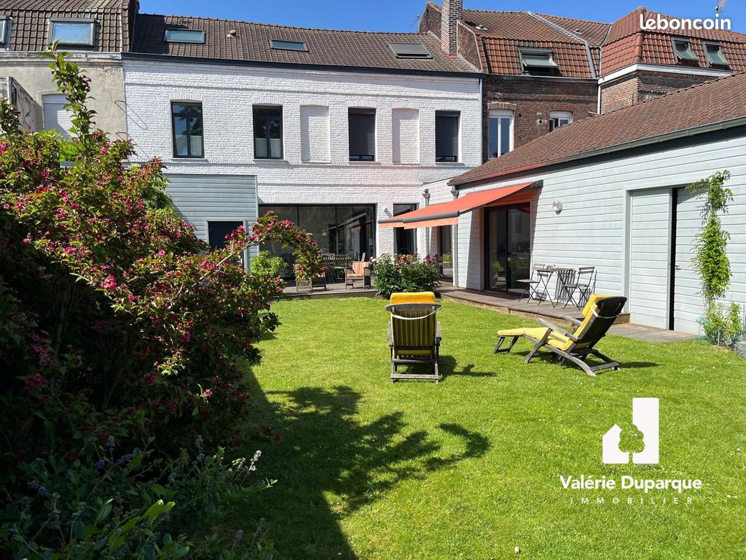 Maison 8 pièces 221 m² · à Marcq-en-Baroeul · 221 m² · 995 000 €