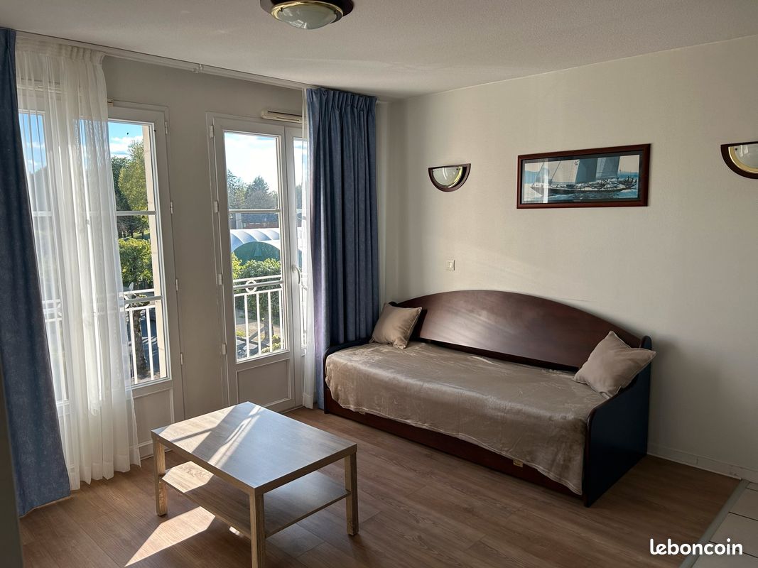 Appartement 2 pièces 35m2 - La Roche-Posay 86270 (image principale 0)