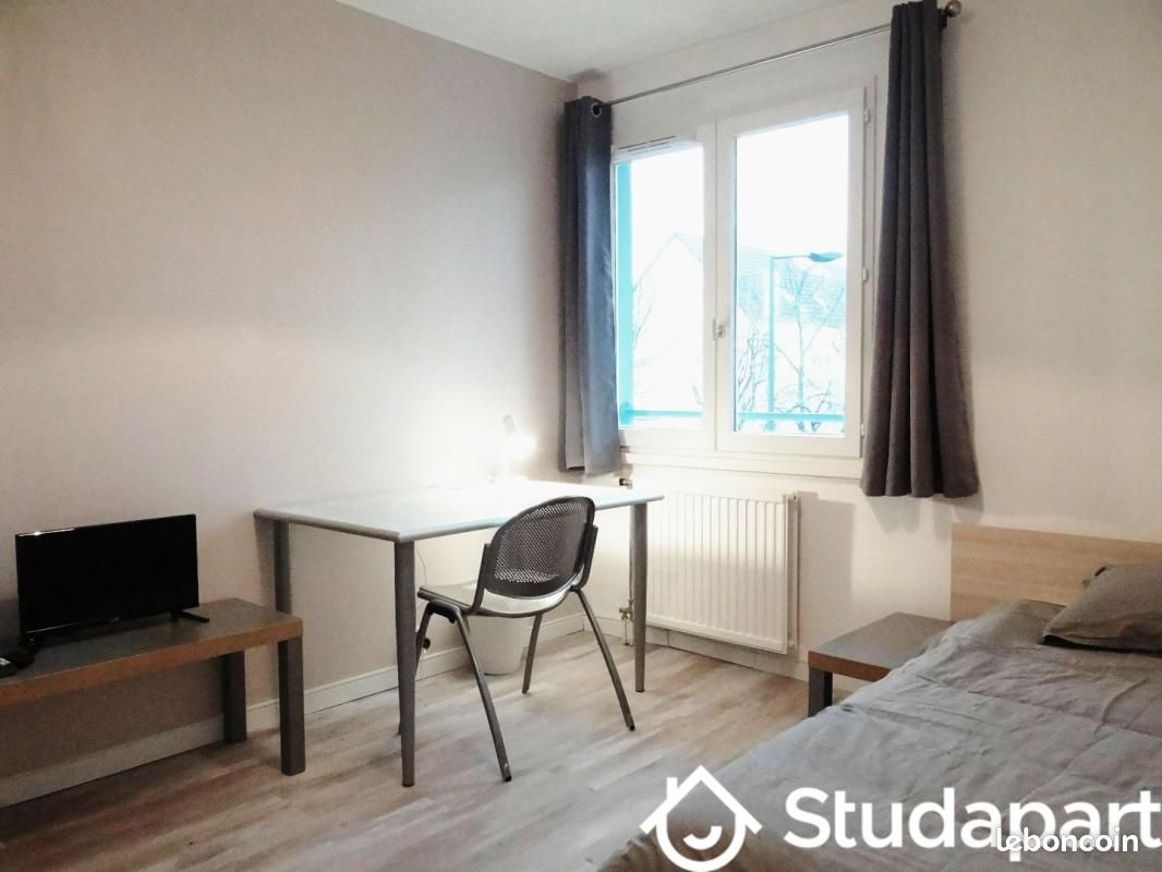 Appartement 1 pièce 72 m² · à Cergy · 72 m² · 450 €/mois