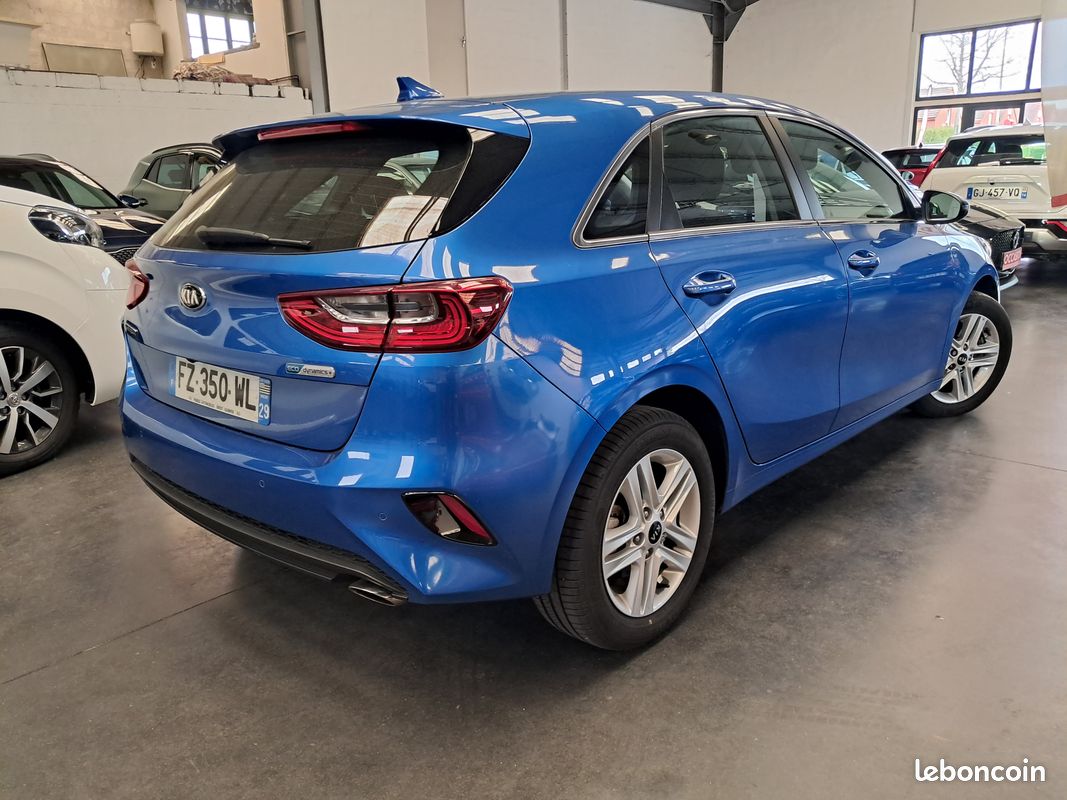 Kia ceed 1.6 CRDI 136 MHEV active DCT7 faible kms (image 2)