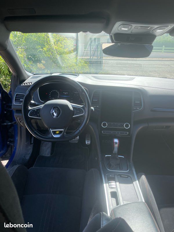 Renault megane 4 RS Line (image 3)