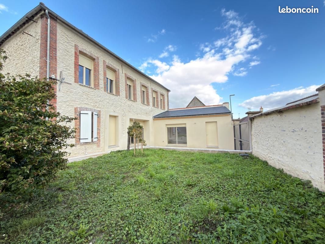 Maison 7 pièces 230 m² · à Gallardon · 230 m² · 399 000 €