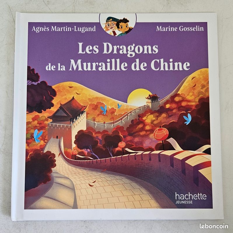 "Les dragons de la muraille de Chine".
ISBN : 978.2.38051.139.0 (image 1)