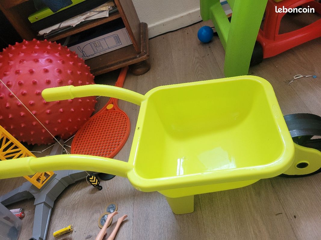 Vend énormément de jeux enfants (image 1)