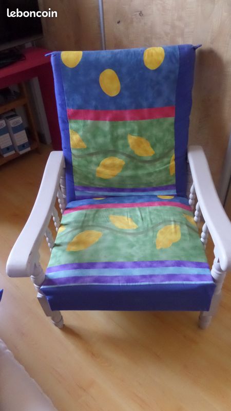 Fauteuil tissus (image 1)