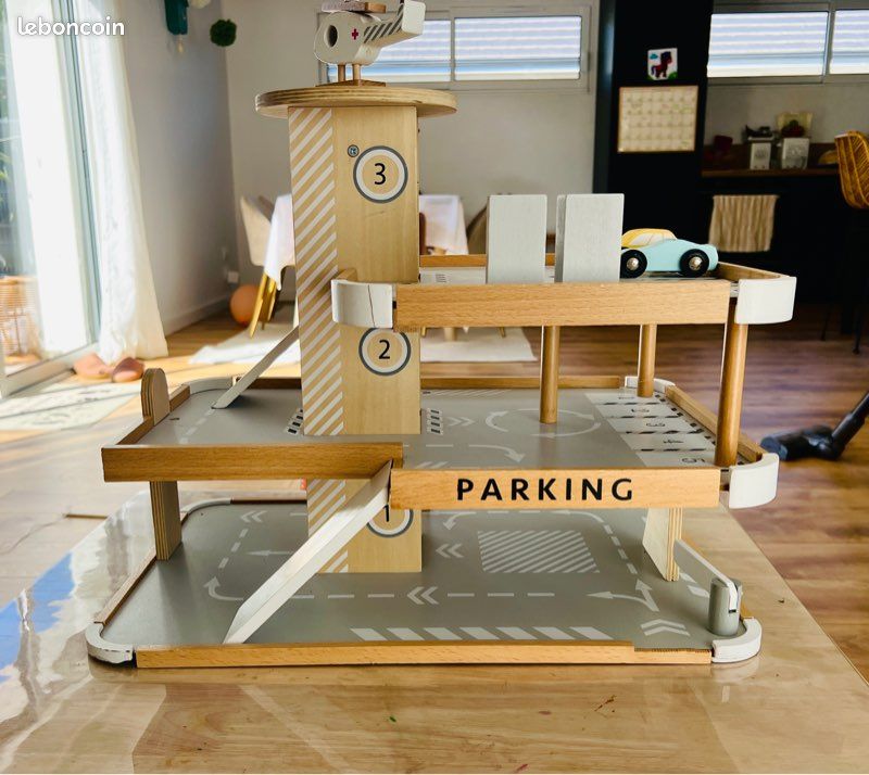 Jeu De Garage à 3 Étages HOMASIS En Bois Avec 4 Voitures - Parking Jouet Enfant 50x40x47 Cm Jouet Voiture Enfant 3+ Ans