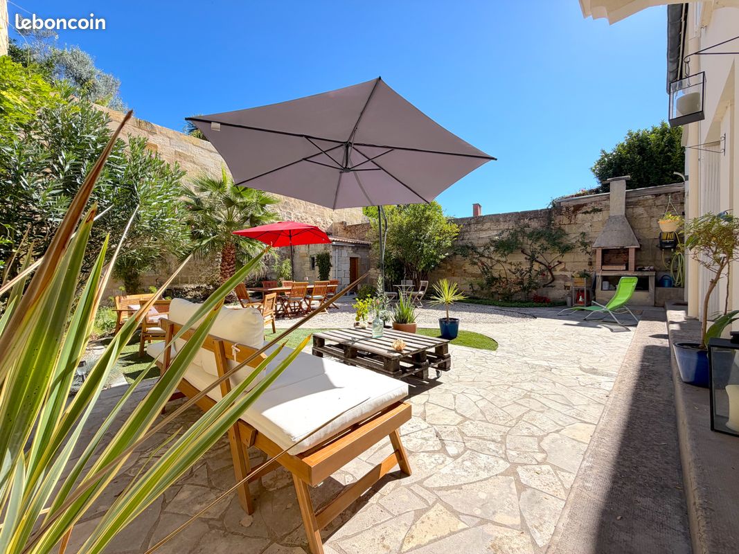 Maison 10 pièces 253 m² · à Libourne · 253 m² · 560 000 €