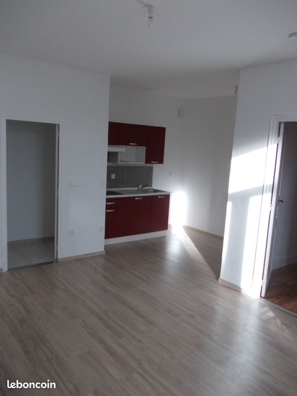 Appartement 2 pièces 40 m² · à Montréjeau · 40 m² · 400 €/mois