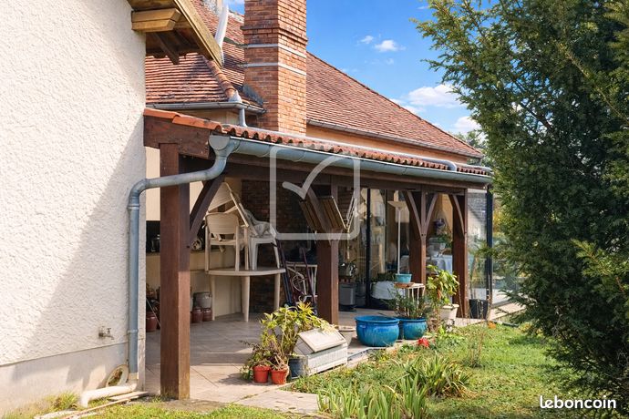 Maison 6 pièces 138 m²