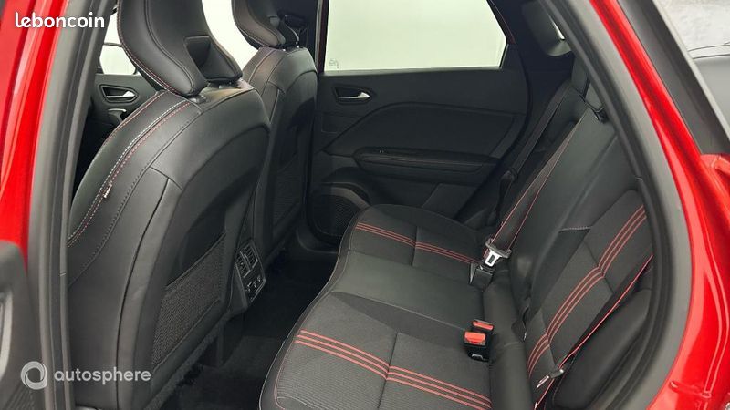 Renault Captur 1.3 TCe mild hybrid 140ch RS Line (image 13)