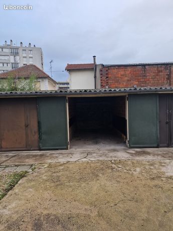 Location de boxe fermé 13m² environ