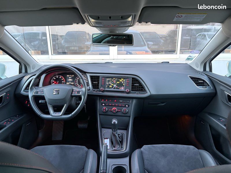 SEAT Leon 1.8 TFSI DSG7 180cv FR (image 10)