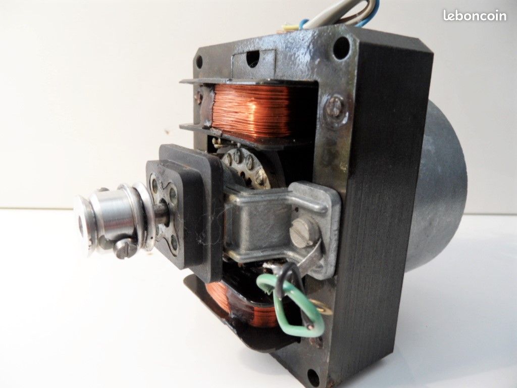MOTEUR ENTRAINEMENT COURROIE POULIE PHILIPS Hifi (image 1)