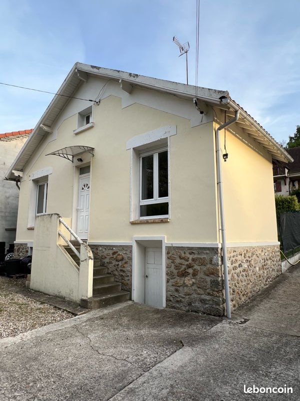 Maison 4 pièces 85 m² · à Breuillet · 85 m² · 1 230 €/mois
