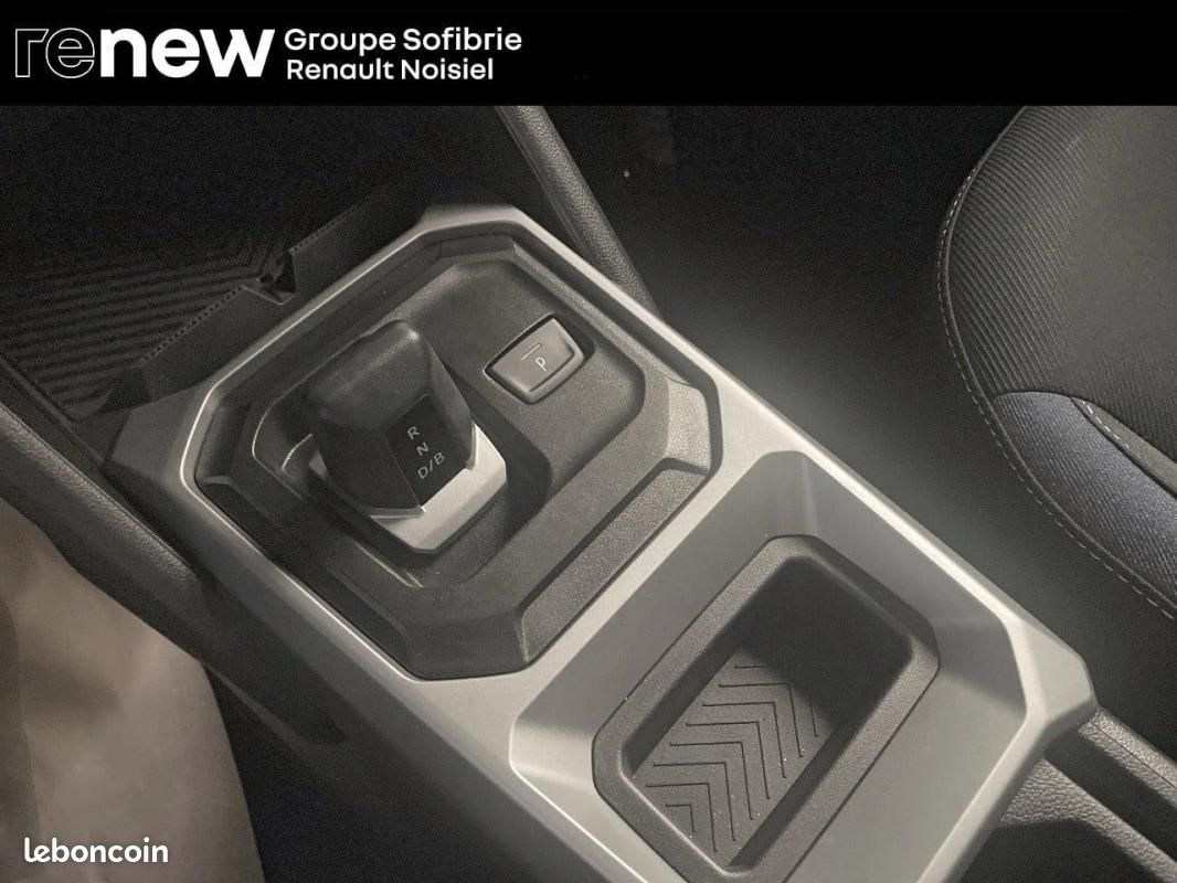 Dacia Duster Hybrid 140 Journey (image 17)