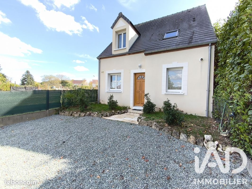 Maison 4 pièces 88 m² · à Thivars · 88 m² · 238 500 €