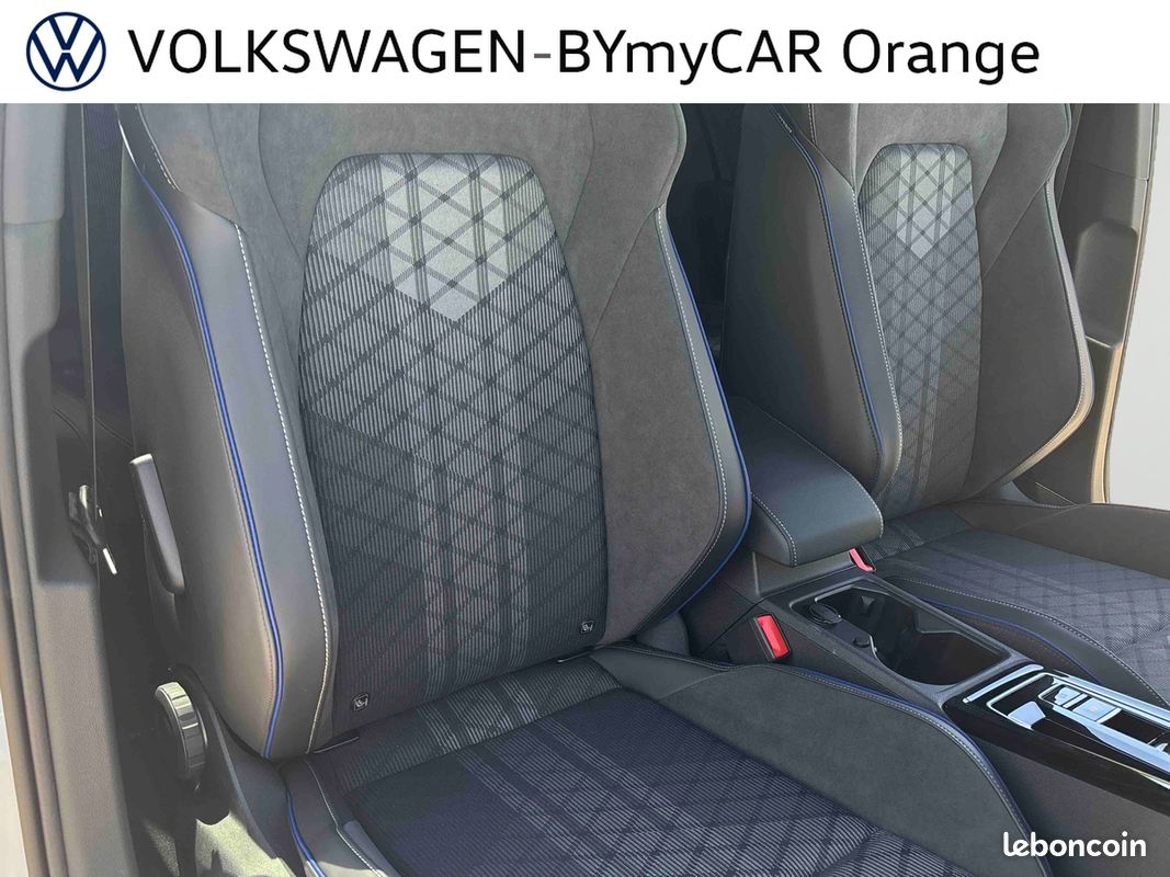 VOLKSWAGEN Golf 1.5 eTSI EVO2 150 DSG7 R-Line Edition (image 26)