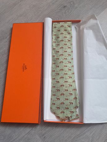 Cravate et noeud papillon Louis Vuitton d'occasion - Annonces accessoires  et bagagerie leboncoin