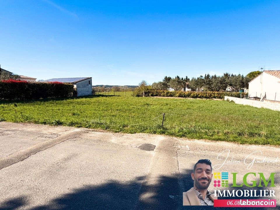 Terrain 800 m² · à Gajan · 150 000 €