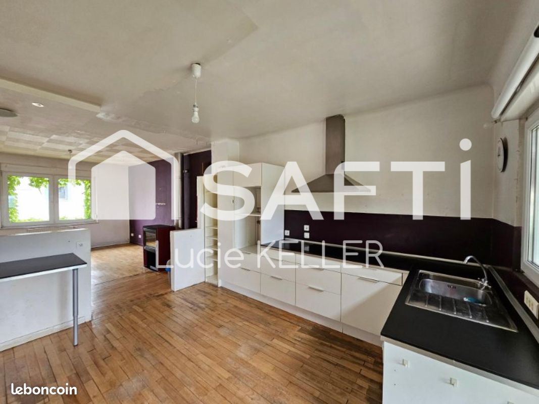 Appartement 5 pièces 122 m² · à Vahl-Ebersing · 122 m² · 85 000 €