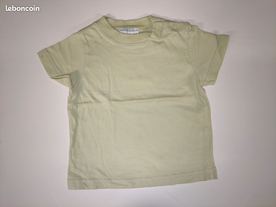 Différents t-shirt manches courtes 12 mois (image 4)