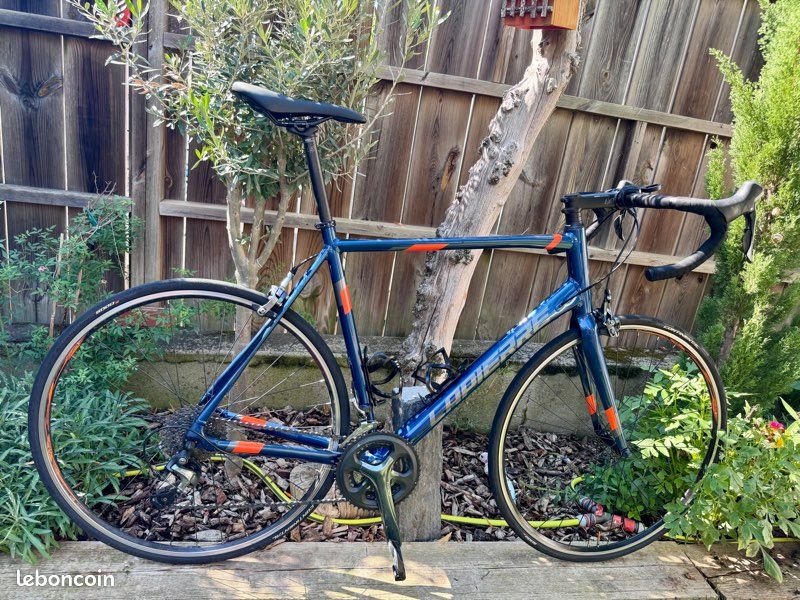 Vélo de route Lapierre Sensium AL 300 / XL (image 1)