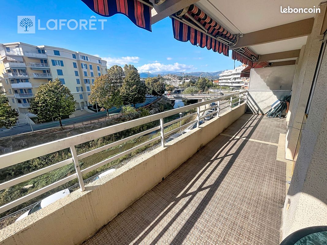 Appartement 4 pièces 94 m² · à Cagnes-sur-Mer · 94 m² · 487 000 €