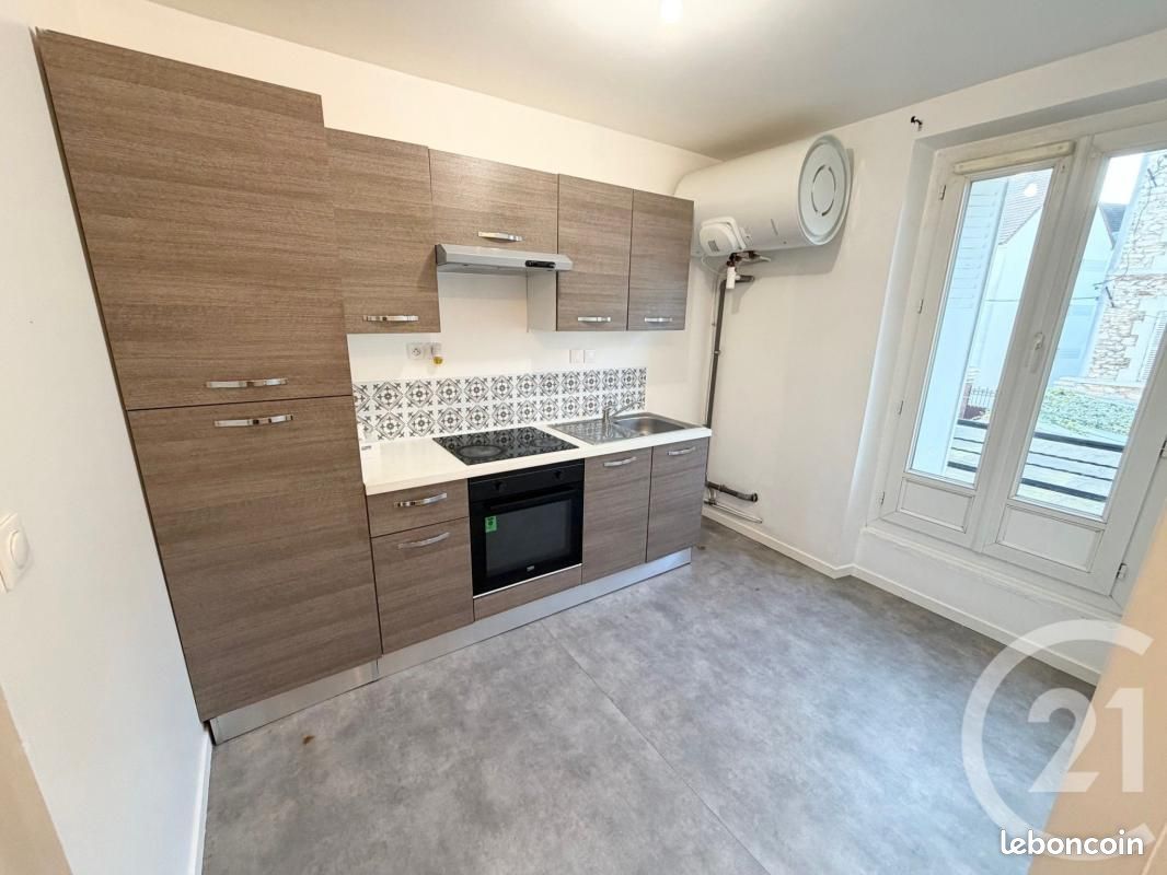 Appartement 1 pièce 27 m² · à Gonesse · 27 m² · 119 000 €