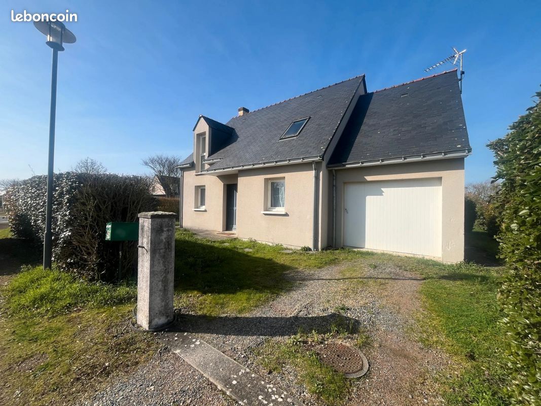Maison 5 pièces 100 m² · à Brissac Loire Aubance · 100 m² · 288 000 €