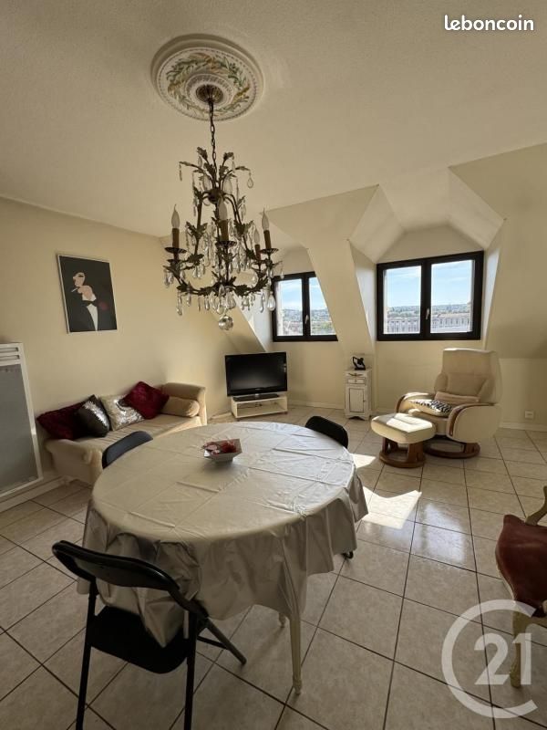 Appartement 1 pièce 32 m² · à Montluçon · 32 m² · 399 €