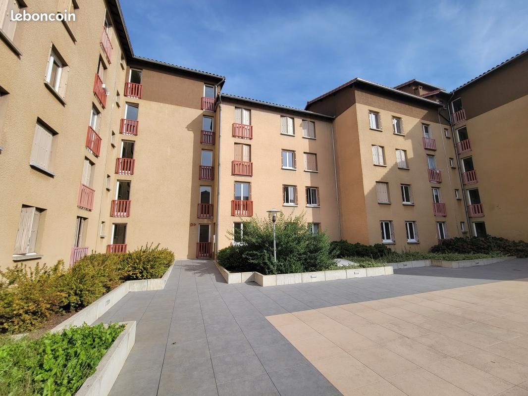 Appartement 2 pièces 50 m² · à Le Puy-en-Velay · 50 m² · 615 €/mois
