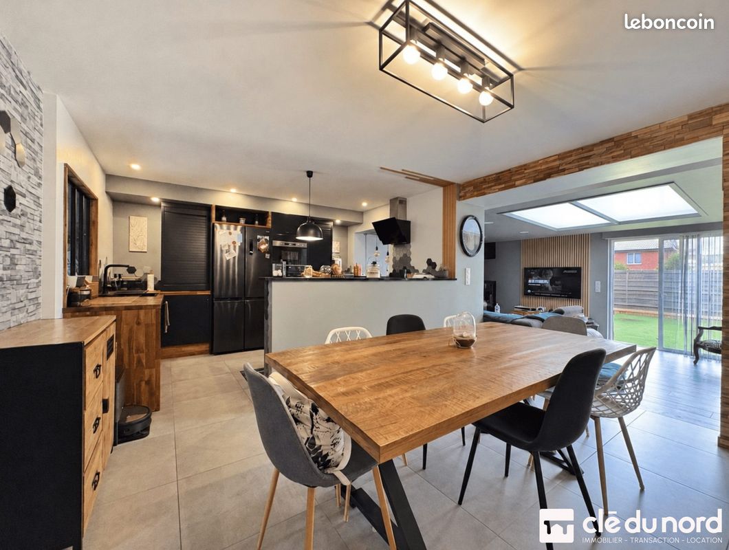Maison 5 pièces 136 m² · à Roncq · 136 m² · 388 000 €