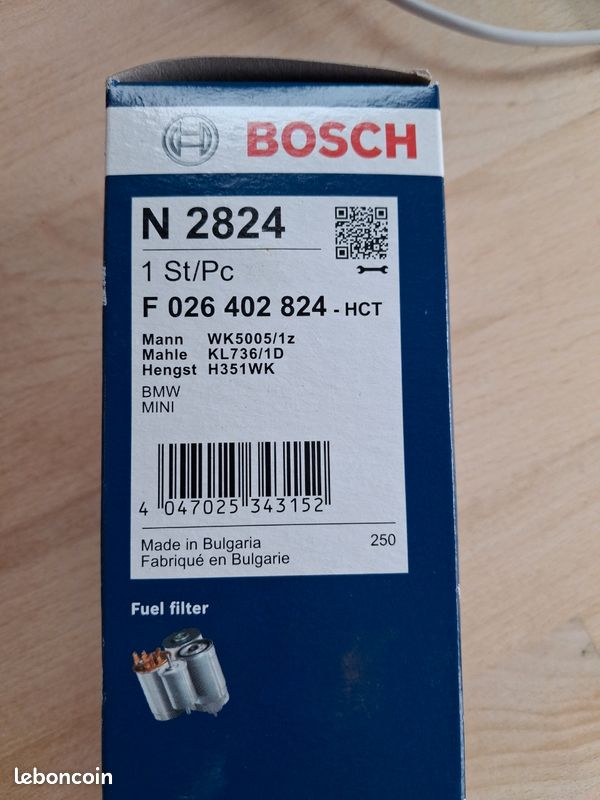 BOSCH F 026 402 824 Filtre à carburant - Pièces auto