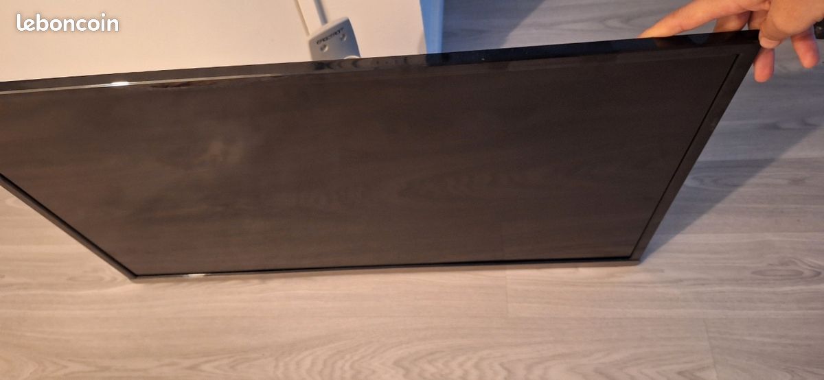 TV Panasonic HD + Support Mur/Bureau Ergotron - Parfait état
TV Panasonic HD + Support Mur/Bureau Ergotron - Parfait état
TV Panasonic HD + Support Mur/Bureau Ergotron - Parfait état (image 2)