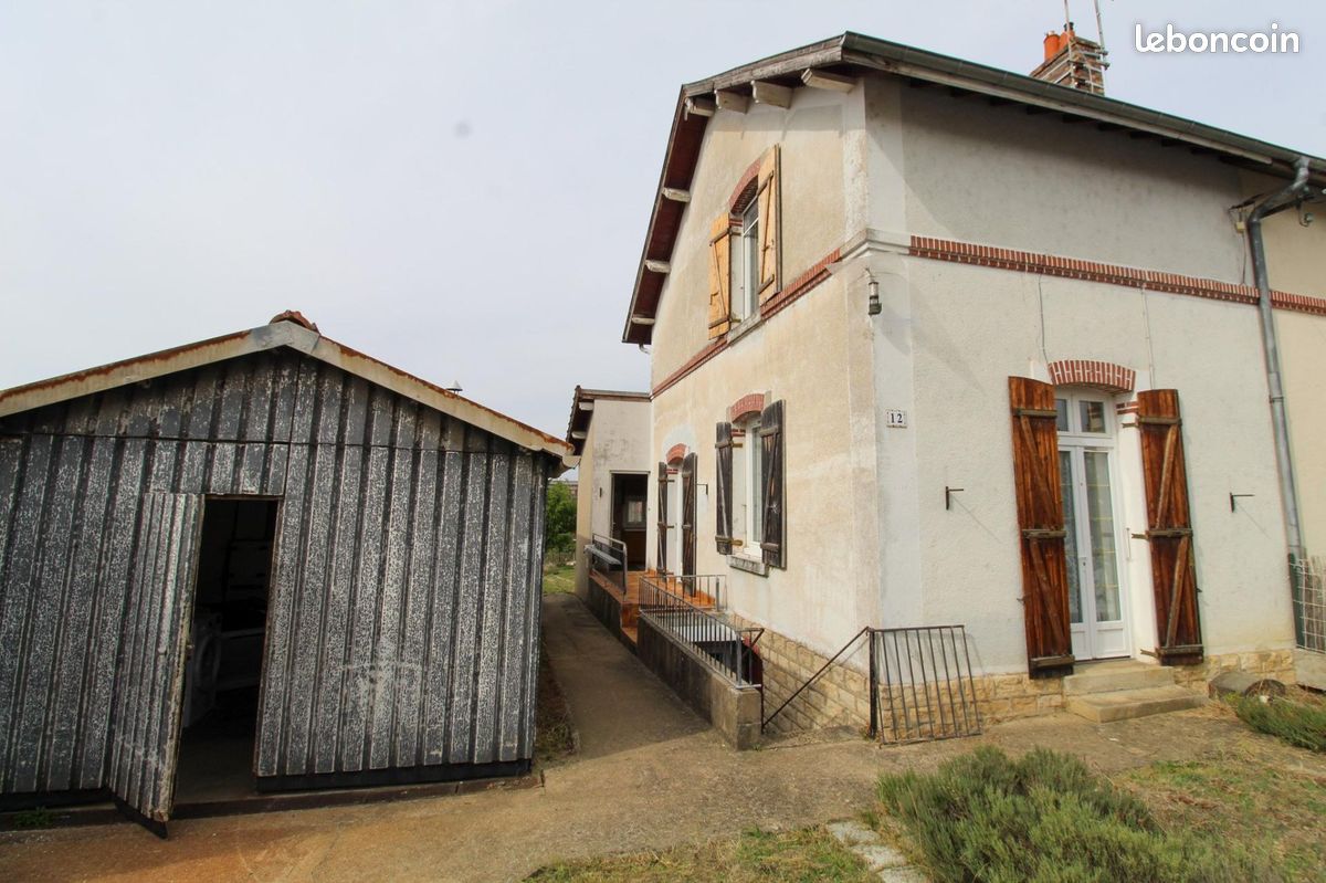 Maison 4 pièces 72 m² · à Montceau-les-Mines · 72 m² · 60 000 €