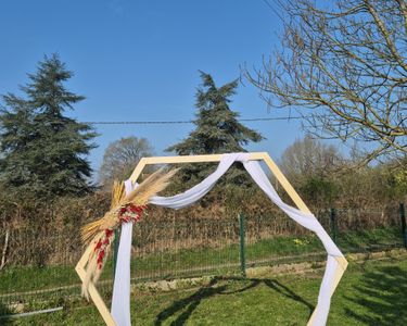 Arche Mariage Bois Champetre Hexagonale 300x300cm Décoration Ceremonie