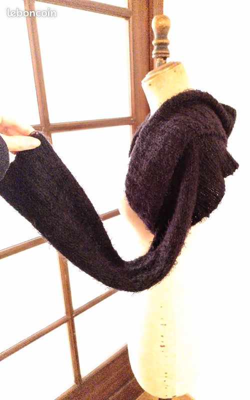 Boléro noir poilu gilet et pull de soirée - Goth (image 1)