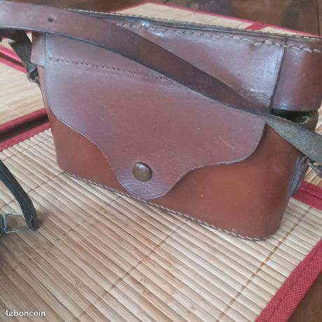 Appareil à soufflet Kodak 620 avec Étui Cuir Made In France
