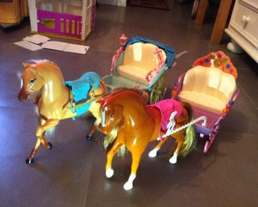Calèche Barbie avec Cheval Diva