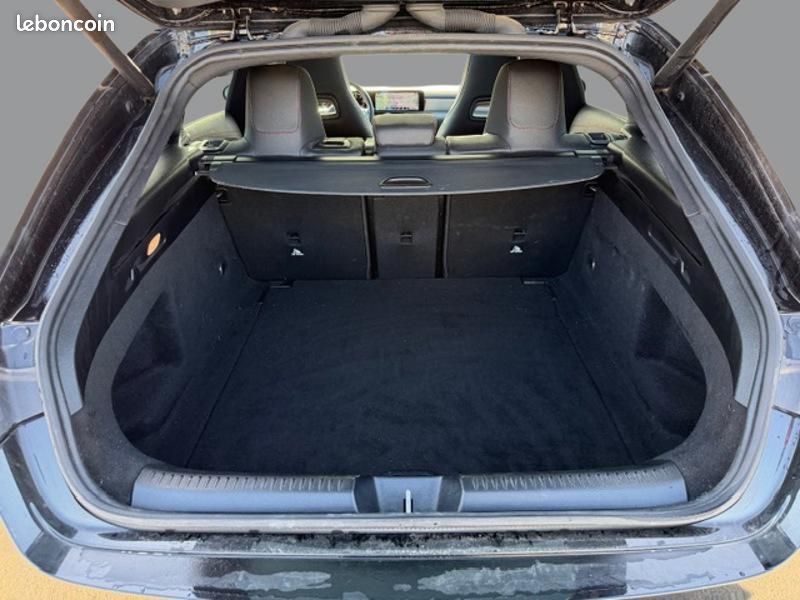 Mercedes CLA Shooting Brake 220 d AMG Line 2.0 190 8G-DCT Toit ouvrant Carplay (image 10)