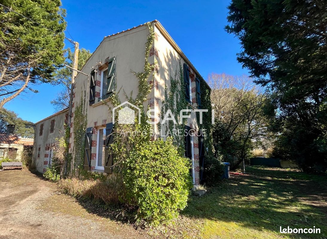 Maison 8 pièces 152 m² · à Les Sables-d'Olonne · 152 m² · 478 000 €