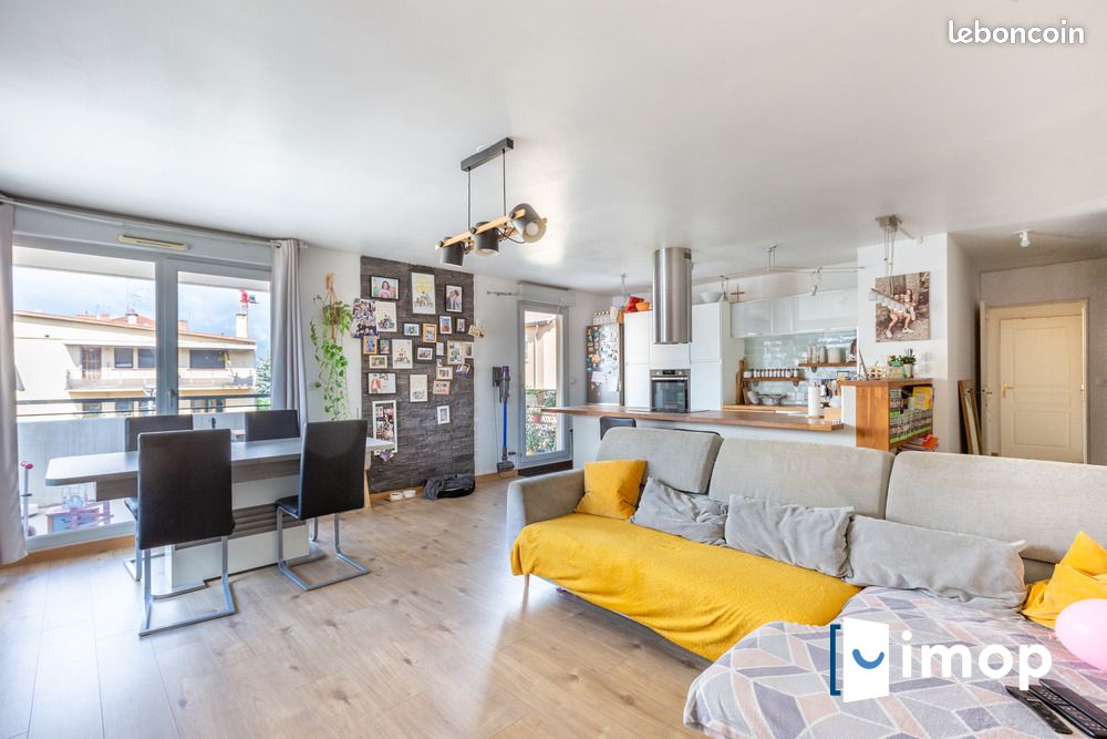 Appartement 3 pièces 69 m² · à Saint-Fons · 69 m² · 195 000 €