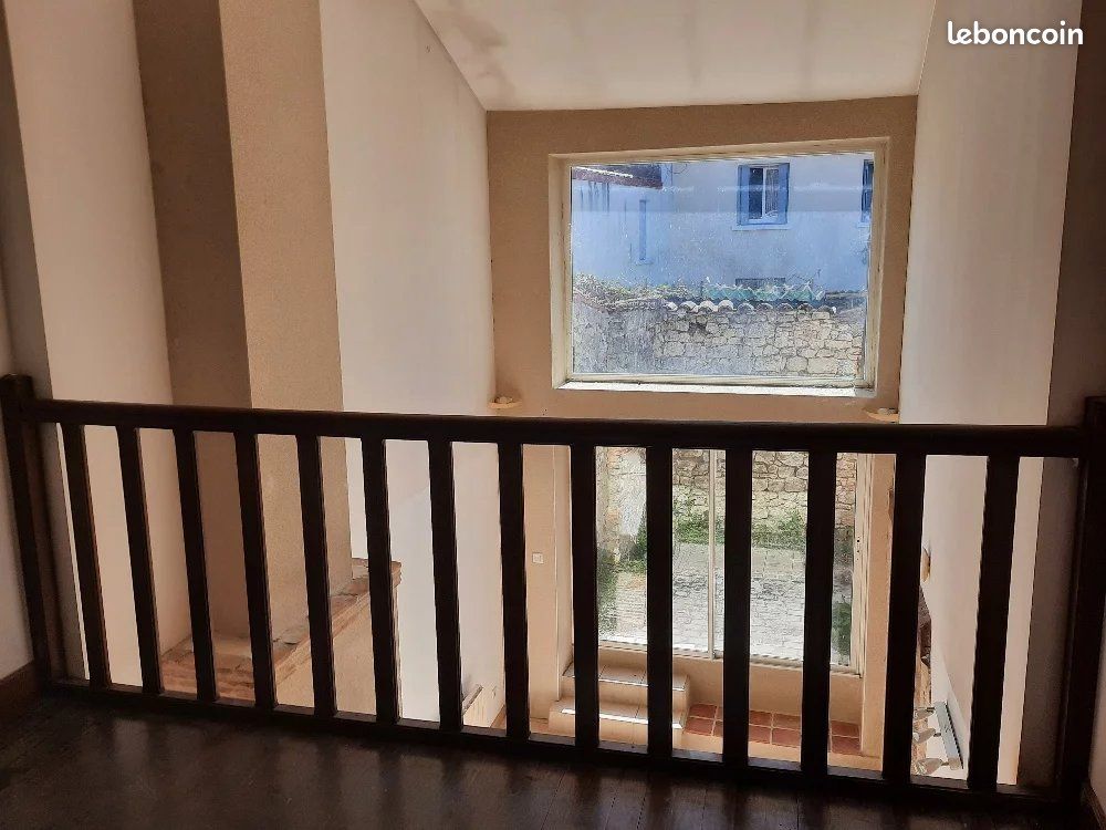 Maison de ville 6 pièces 136 m² - La Rochefoucauld-en-Angoumois 16110 (image principale 4)