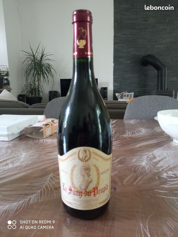 Bouteille de Vin "Le Sang du Peuple" (image 1)