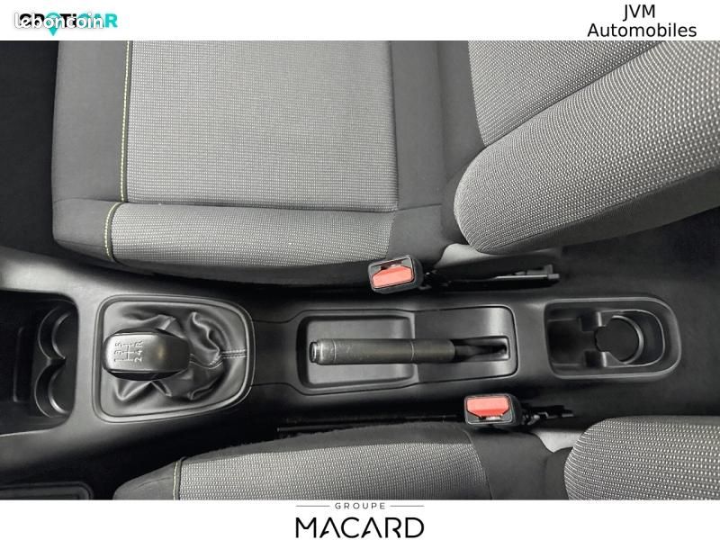Citroen C3 1.2 PureTech 83ch S&S Feel Pack (image 31)
